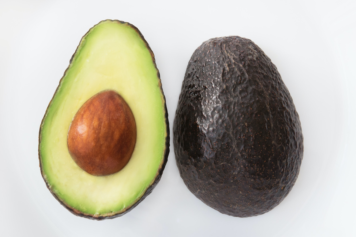 アボカドは野菜？果物？野菜と果物の分類もご紹介！