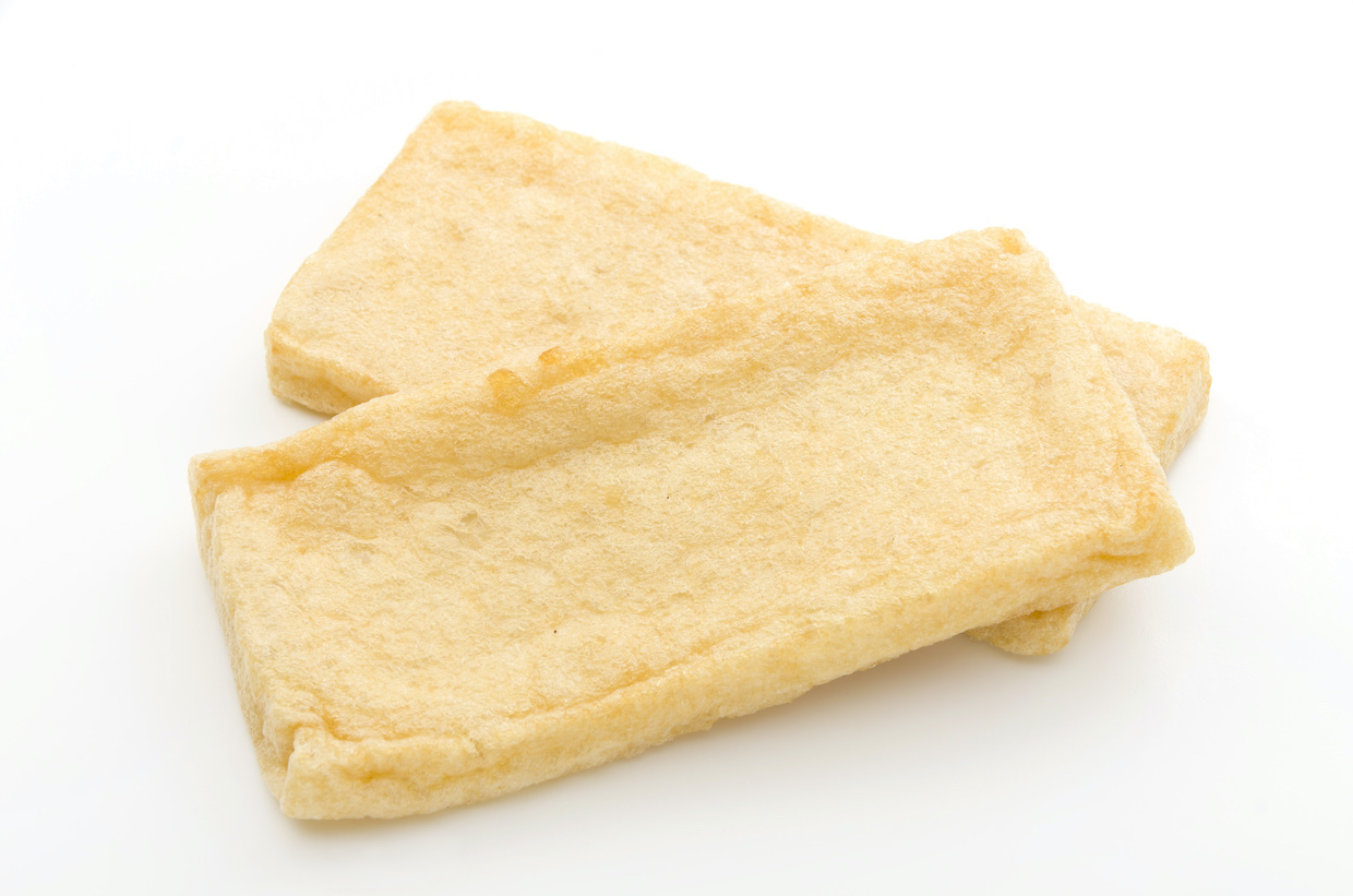 油揚げのカロリーや糖質は？油抜きしたときとの違いもご紹介