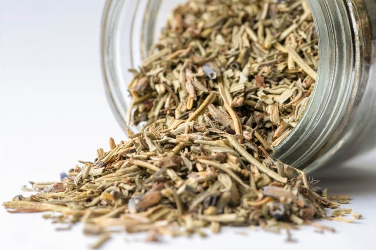 エルブ・ド・プロバンスとはどんなスパイス？味や使い方などを解説