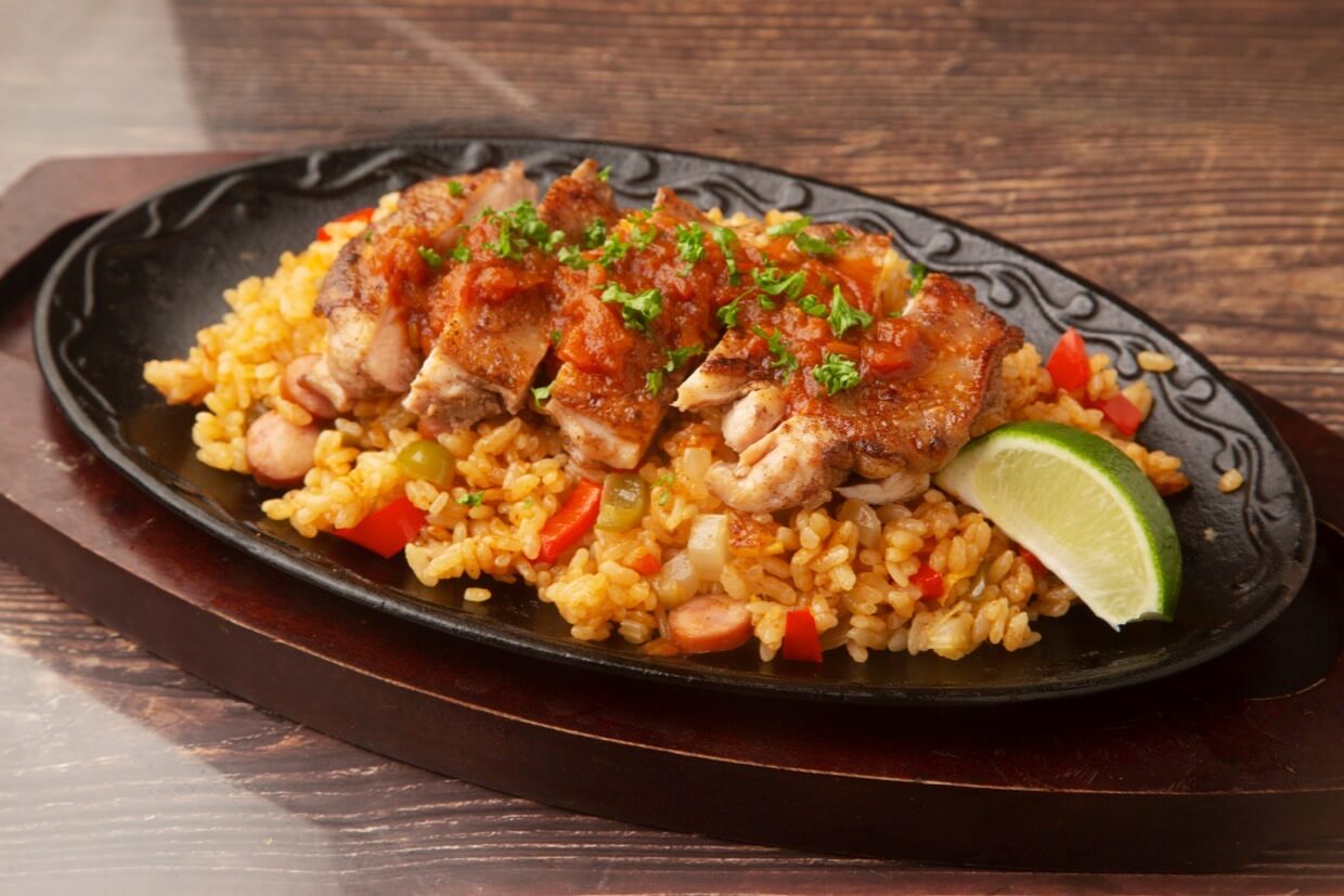 ケイジャンスパイスとは？味わいや見た目・使い方などを解説