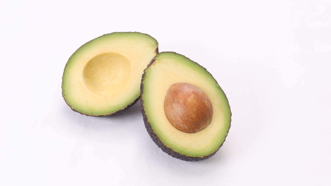 アボカドの食べ頃の見分け方！保存方法や絶品レシピもご紹介