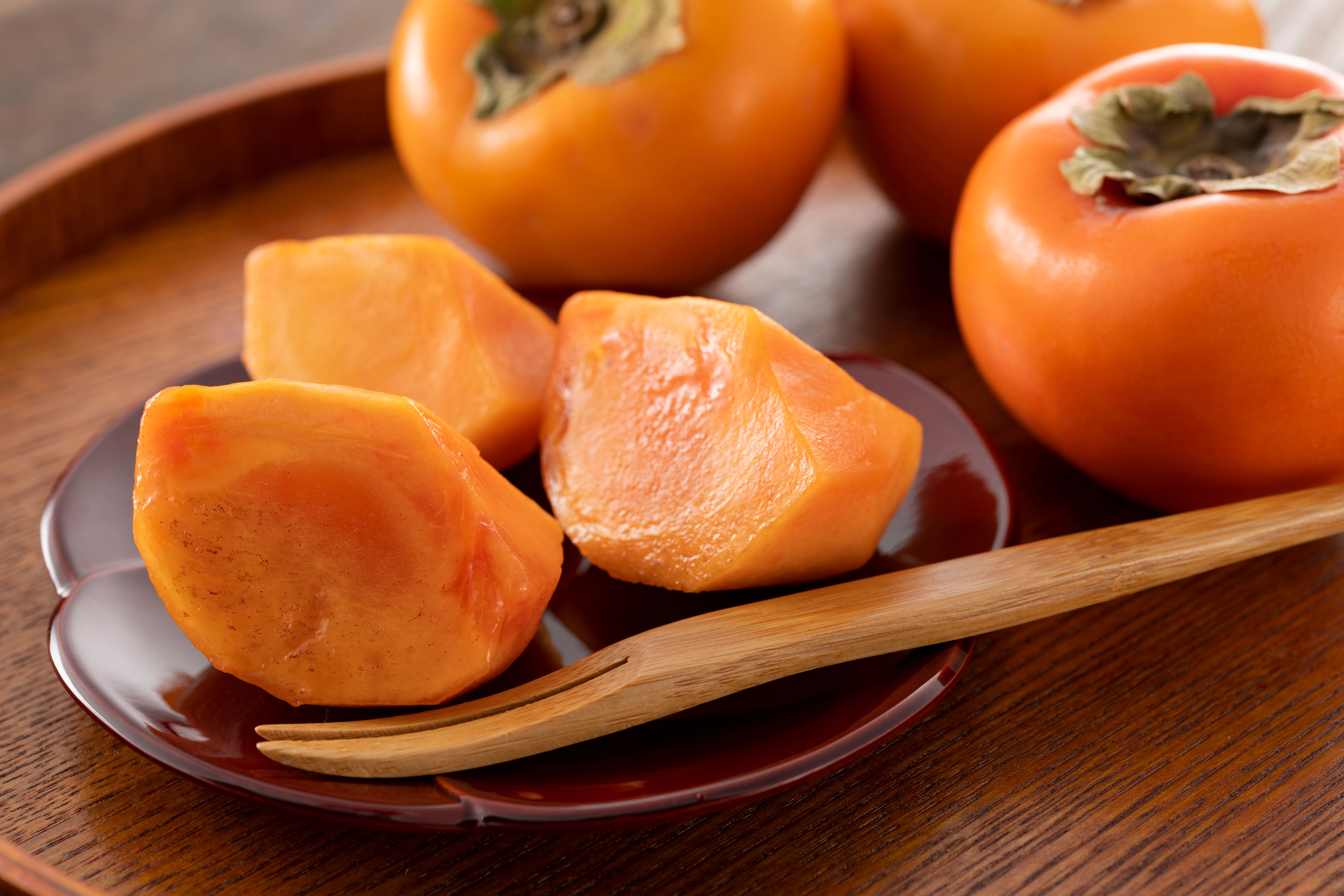 柿の剥き方を解説！種類や特徴・おすすめのレシピもご紹介