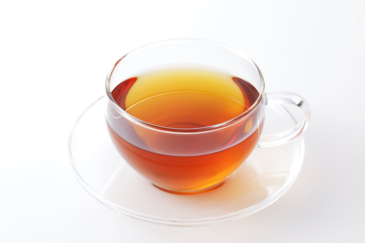 紅茶のカフェイン量はどのくらい？コーヒーとの違いや適切な摂取量を解説