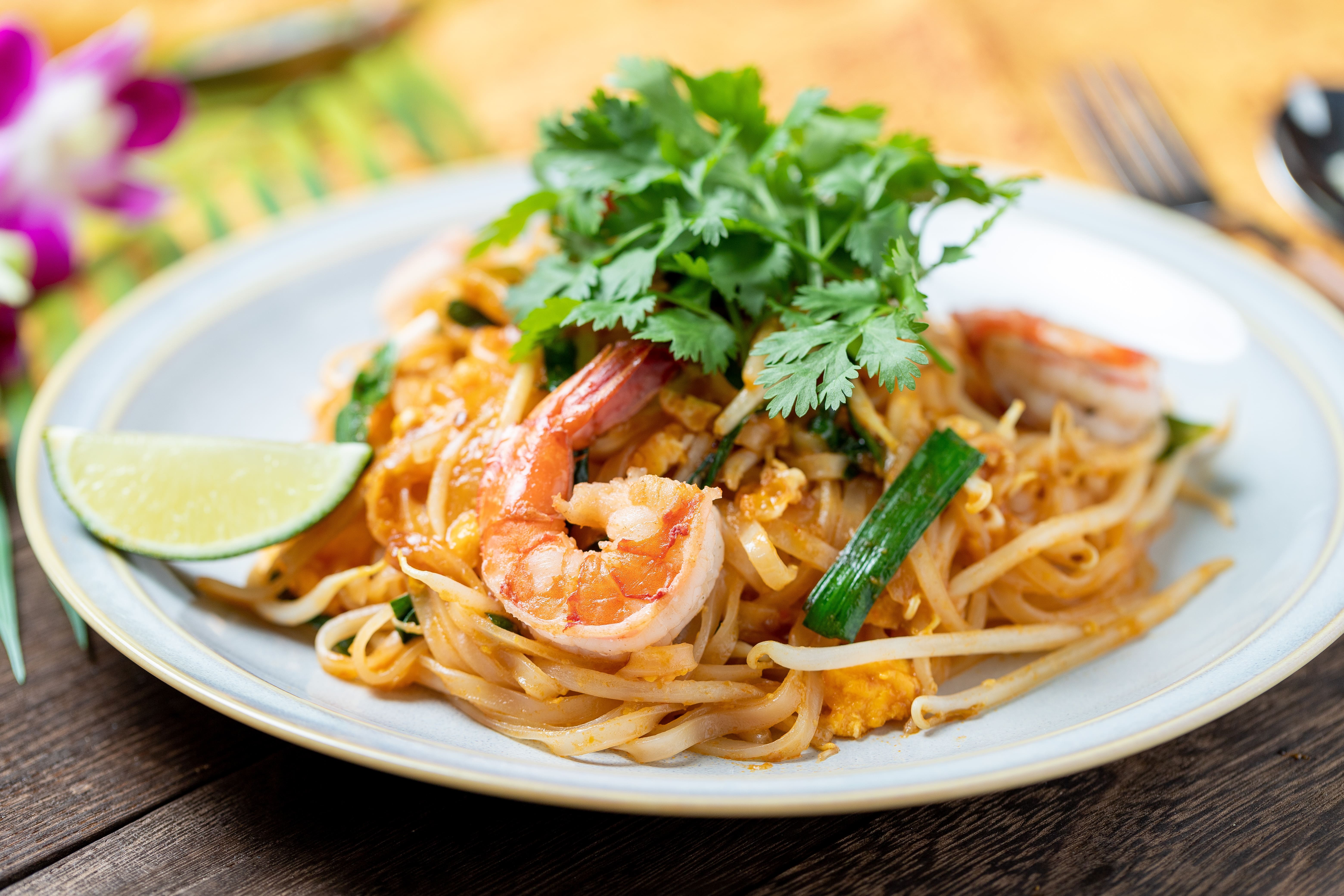 パッタイとは？ミーゴレンとの違いや味わい・レシピをご紹介