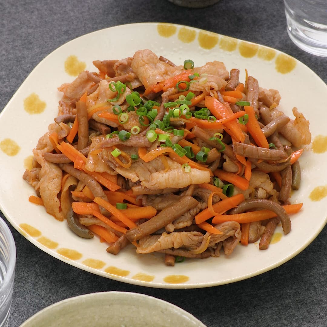 ゼンマイレシピ15選！炒め物や煮物などの人気料理