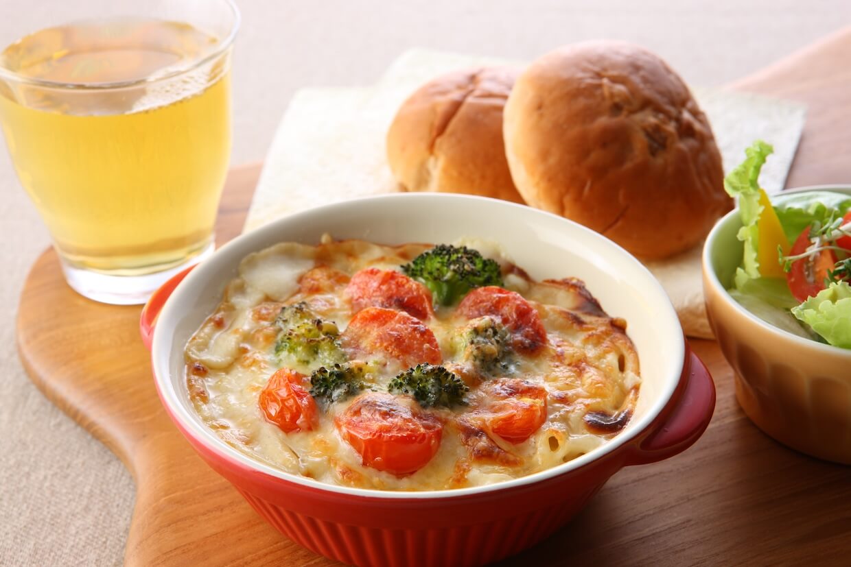 【グラタンのおすすめ献立】相性抜群♪副菜・メイン・主食まで30選