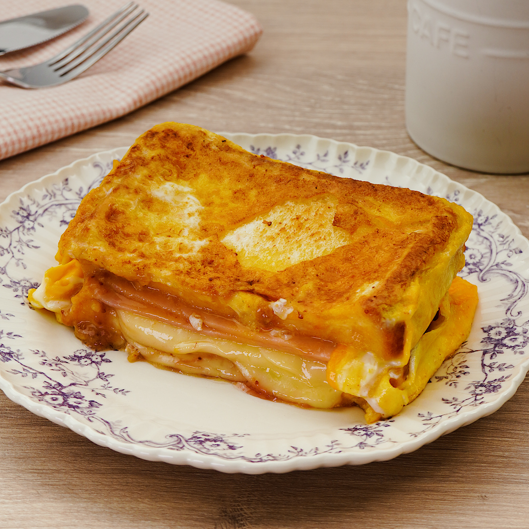 【ホットサンドのレシピ】フライパンで簡単！食事もおやつも12選