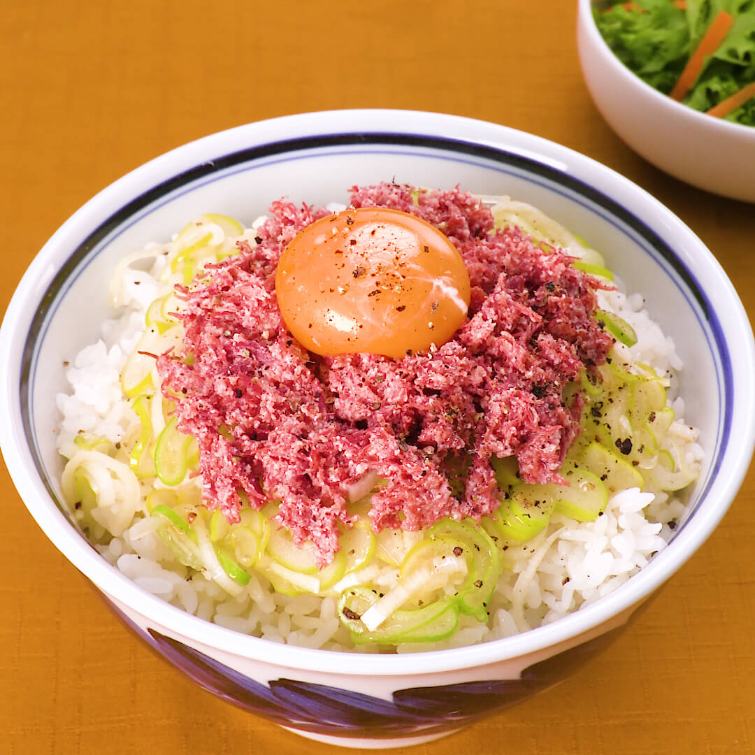 【コンビーフレシピ20選】おつまみや丼物まで人気メニューを厳選