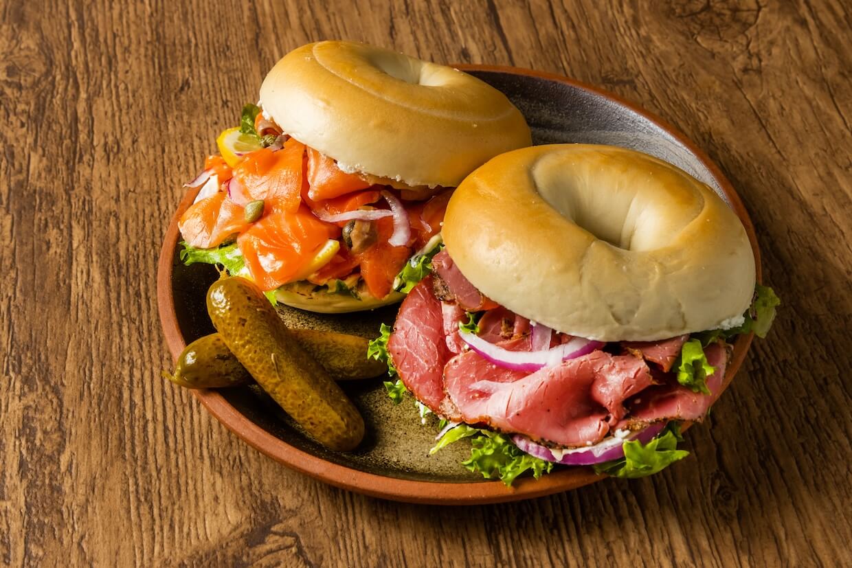 【ベーグルサンド】具材の組み合わせを紹介♪簡単レシピ14選