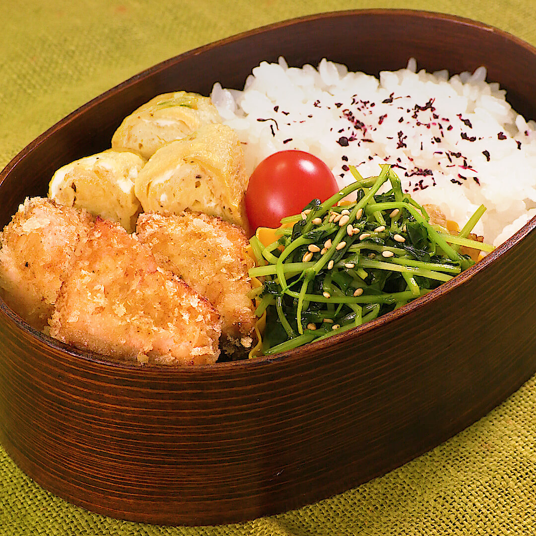 【鮭のお弁当おかず】揚げ物・焼き・炒めの人気レシピ16選