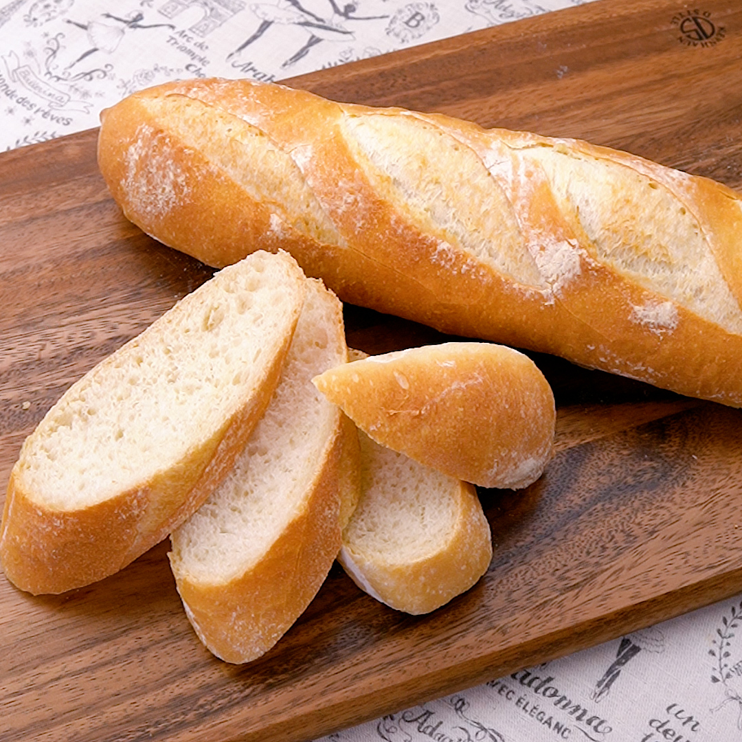 おうちで本格！フランスパンの基本の焼き方＆簡単アレンジ10選