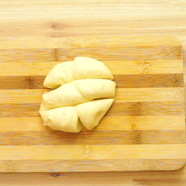 ホットケーキミックスで簡単！ ウィンナーロールのレシピ動画・作り方