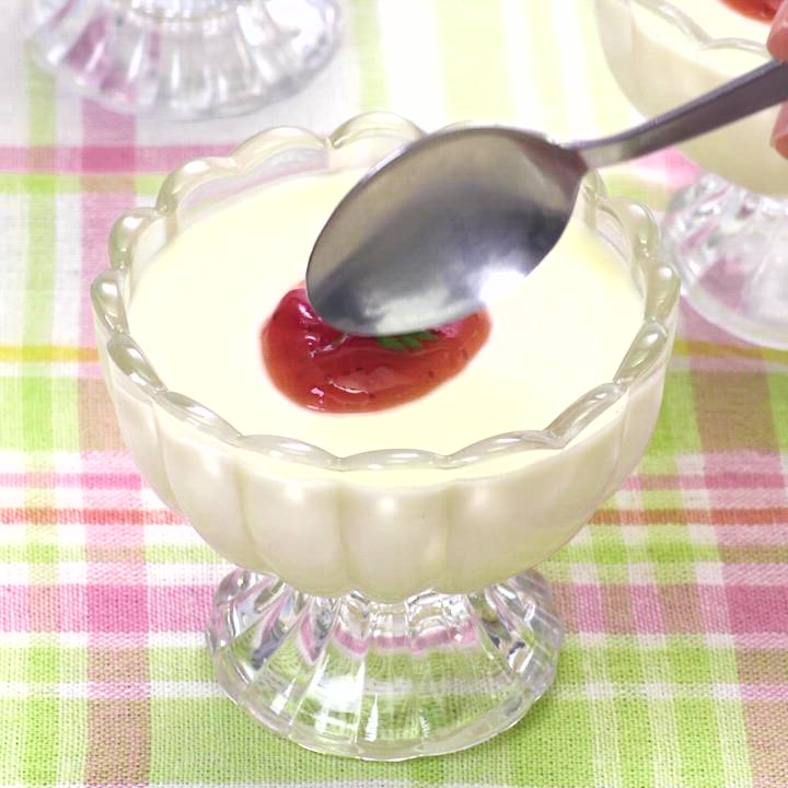 混ぜるだけで簡単！ パンナコッタの作り方 | デリッシュキッチン