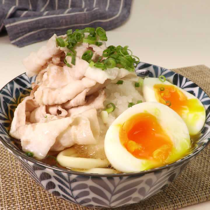 キンキンに冷やして! みぞれ冷しゃぶうどん DELISH KITCHEN レシピ動画(料理動画)で料理の作り方が簡単に見つかる キンキンに冷やして! みぞれ冷しゃぶうどん DELISH KITCHEN レシピ動画(料理動画)で料理の作り方が簡単に見つかる