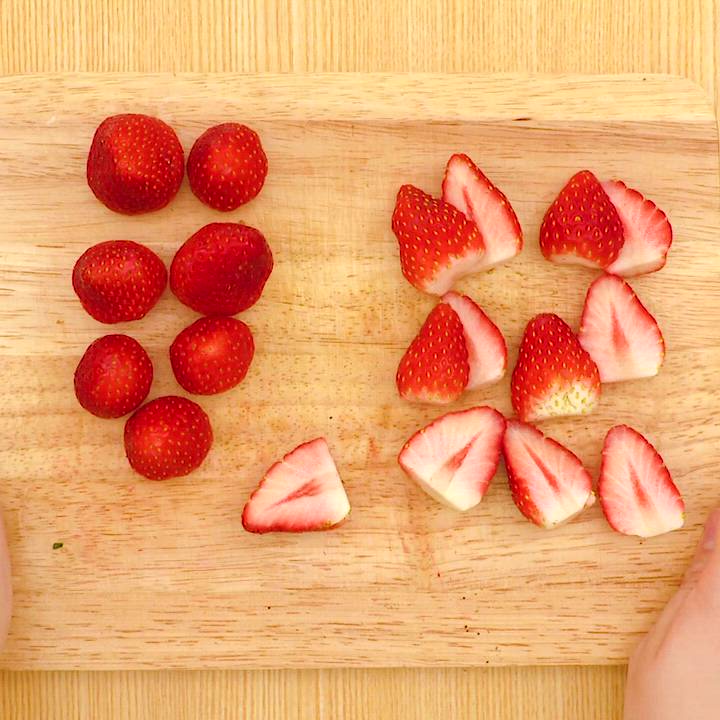 サクッと！おしゃれな♪ いちごパイのレシピ動画・作り方 | デリッシュ