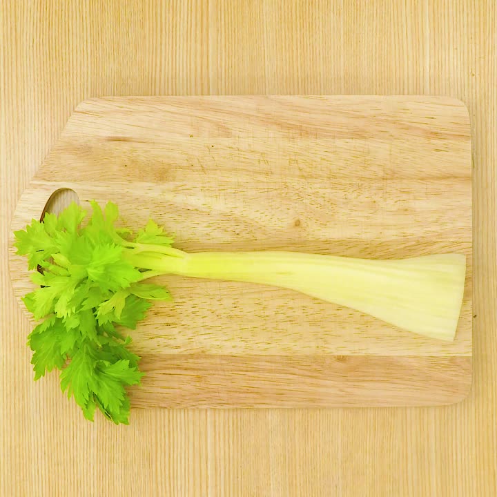 さっぱり爽やか♪ セロリとにんじんのフレンチサラダのレシピ動画