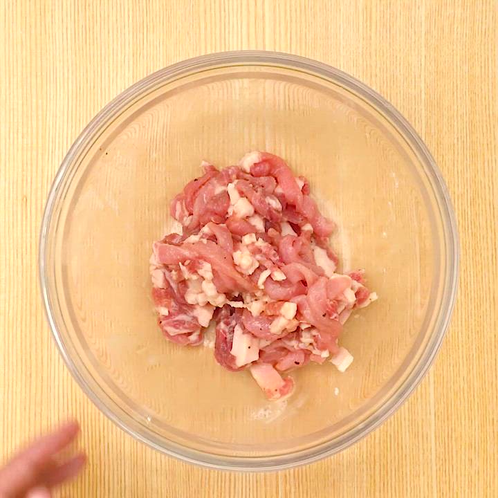 手軽に本格中華！ 基本のチンジャオロースのレシピ動画・作り方 | デ
