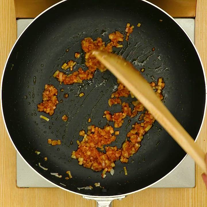 コツを押さえて簡単に！失敗しない激ウマエビチリの作り方 | デ