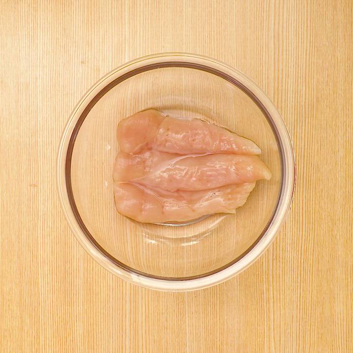 料理の基本！ ささみの蒸し方のレシピ動画・作り方 | デリッシュキッチン