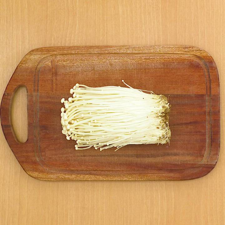 食材一つで♪ えのきのピリ辛マヨあえのレシピ動画・作り方 | デ