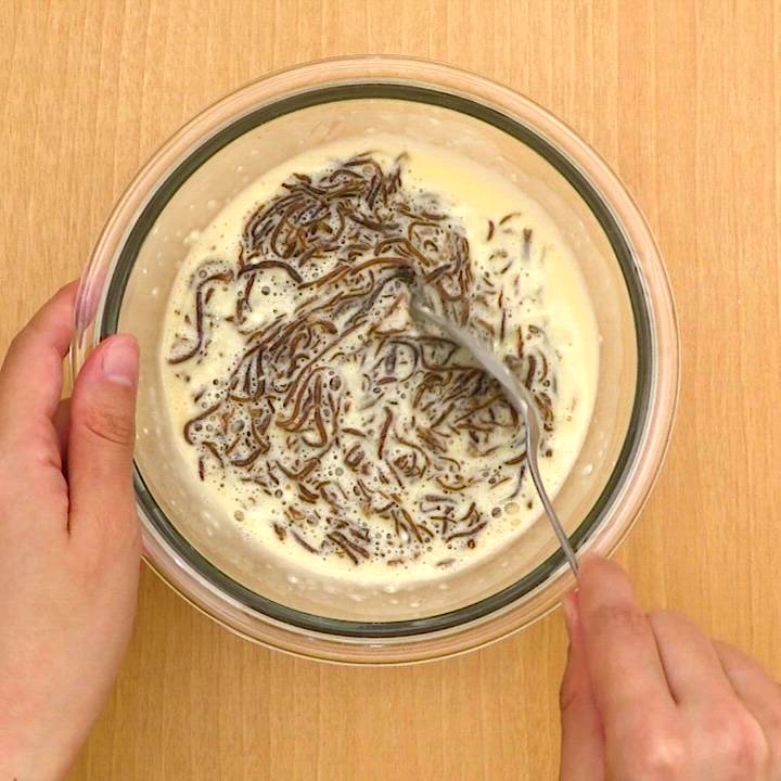 さくっ！もちっ食感！ もずくの天ぷらのレシピ動画・作り方 | デ