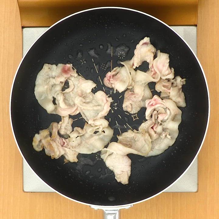 ソースたっぷり♪ オムそばのレシピ動画・作り方 | デリッシュキッチン