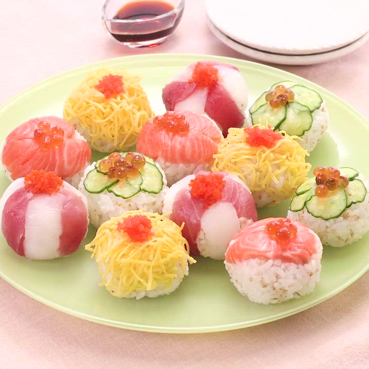 見た目も可愛い♪ カラフル手まり寿司のレシピ動画・作り方 | デ