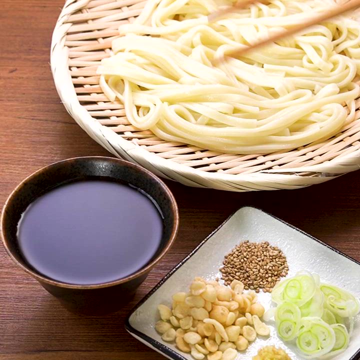 つるっとおいしい♪ ざるうどんのレシピ動画・作り方 | デリッシュキッチン