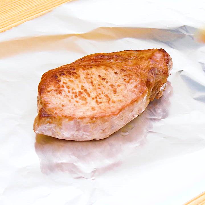本場アメリカの味♪ 本格ポークチョップのレシピ動画・作り方 | デ 