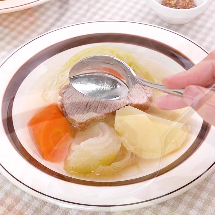 コトコト煮込んでおいしい♪ 基本のポトフのレシピ動画・作り方 | デ