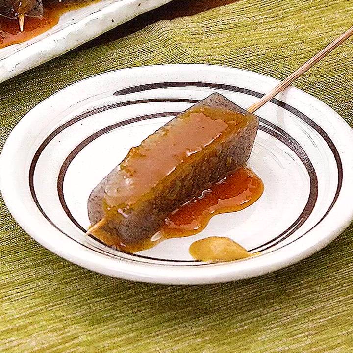 味噌ダレはこの黄金比で決まり！こんにゃくの味噌田楽レシピ | デ