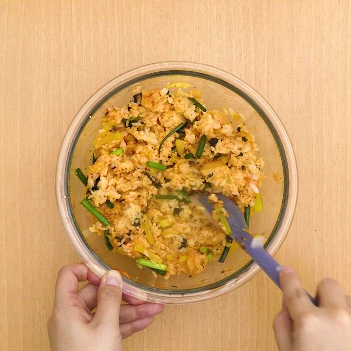 韓国風おにぎり！やみつきチュモッパの作り方 | デリッシュキッチン