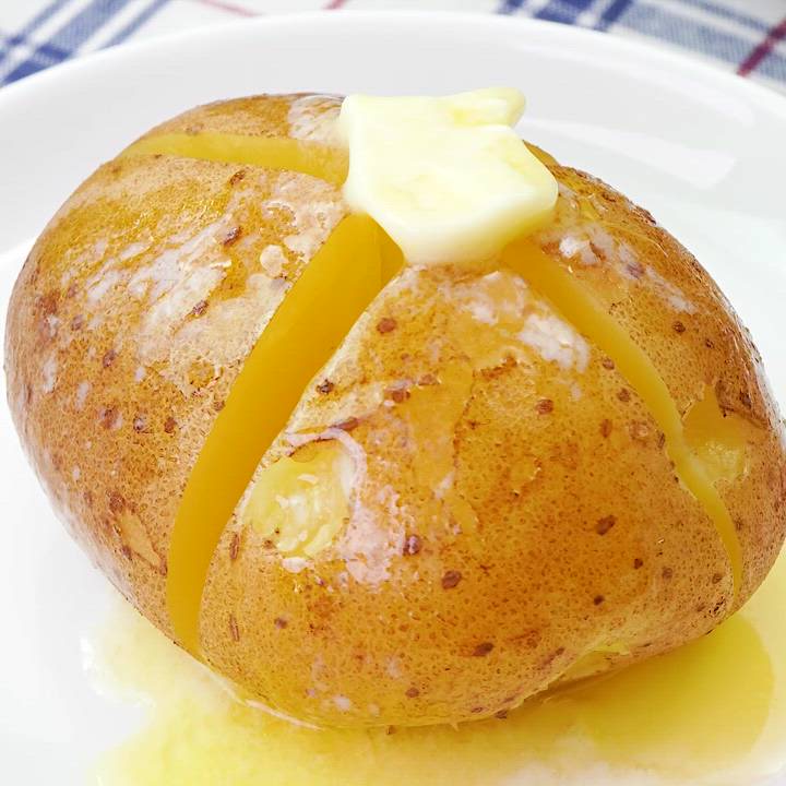 蒸し器で簡単！ じゃがバターのレシピ動画・作り方 | デリッシュキッチン