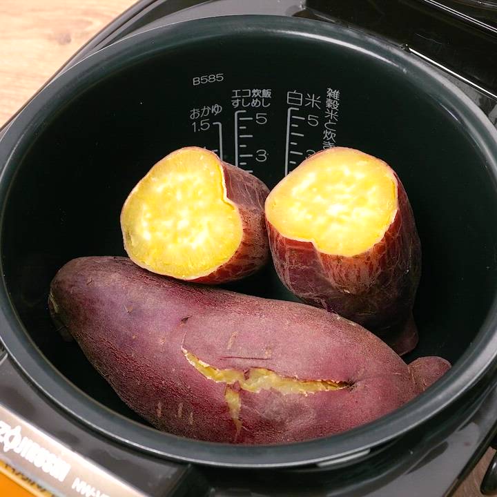 炊飯ボタンを押すだけ！ 玄米モードでねっとり焼き芋のレシピ動画
